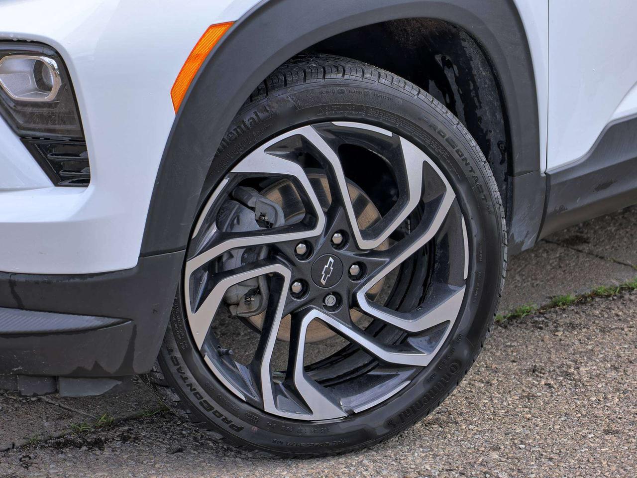 2024 Chevrolet TrailBlazer RS AWD   Climate Ctrl   Leather   Pwr Liftgate Photo2