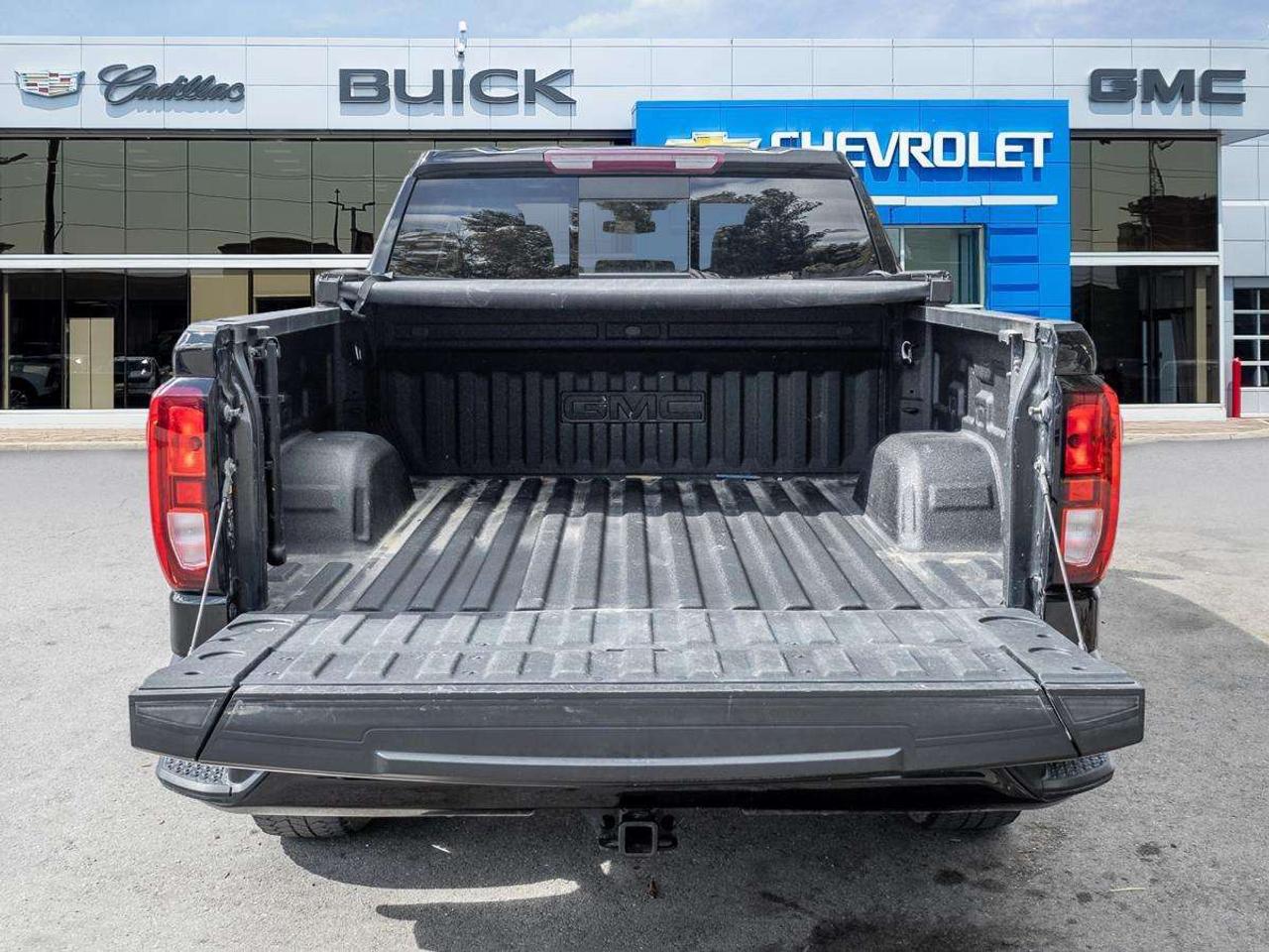 2024 GMC Sierra 1500 Crew Cab Short Box 4-Wheel Drive Elevation Photo