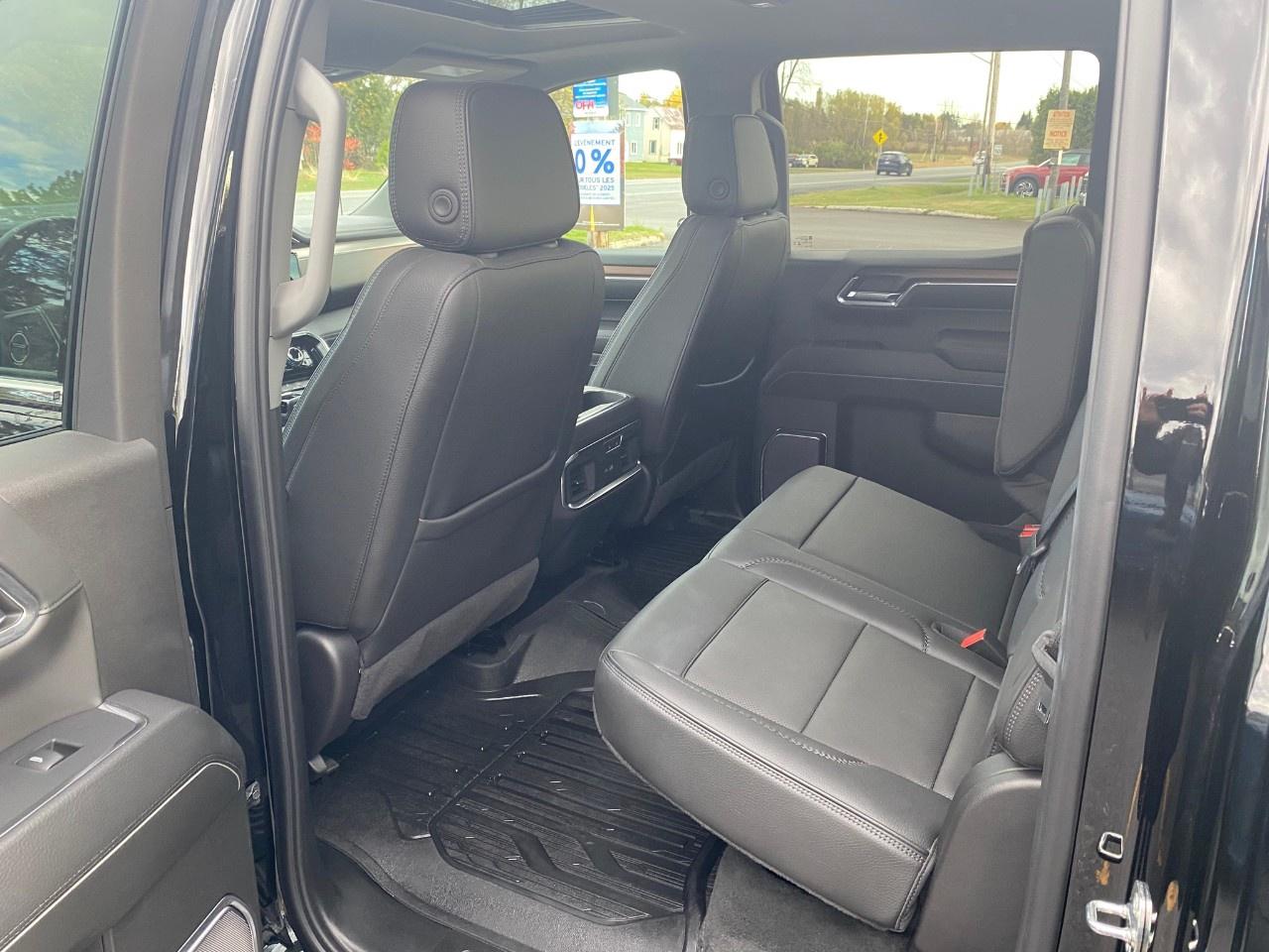 2024 GMC Sierra 1500 Crew Cab Short Box 4-Wheel Drive Denali Photo