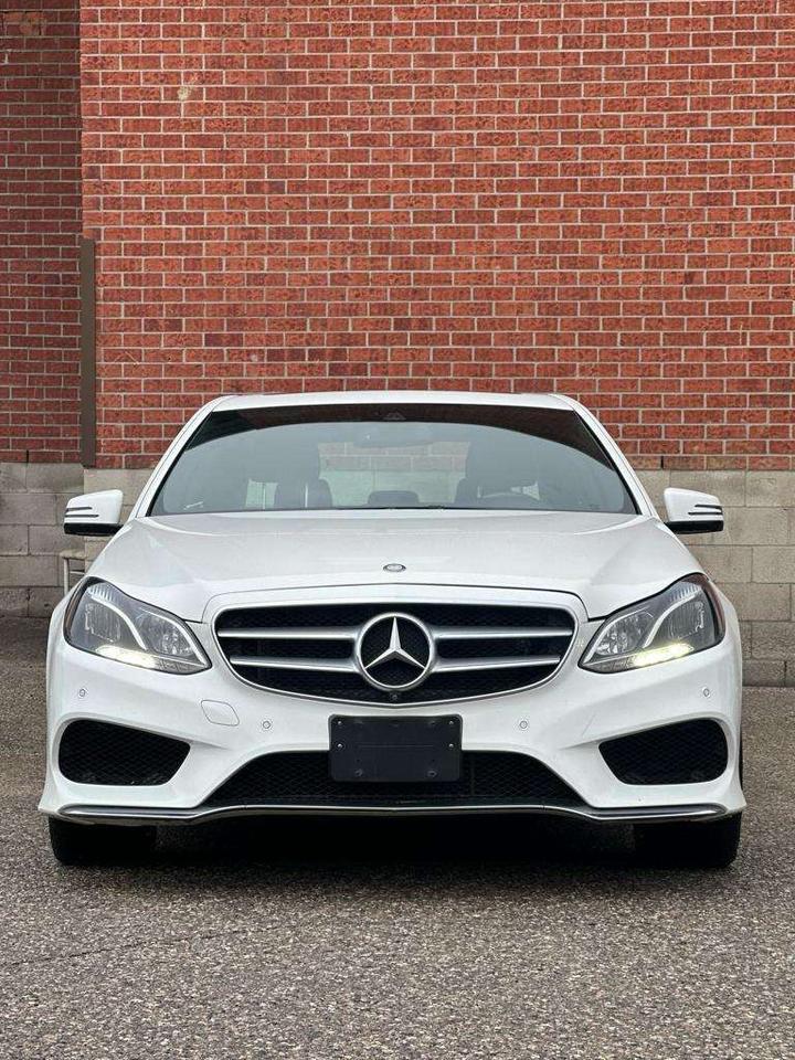 2014 Mercedes-Benz E-Class E300, NAV, LEATHER INTERIOR, ALLOYS Photo