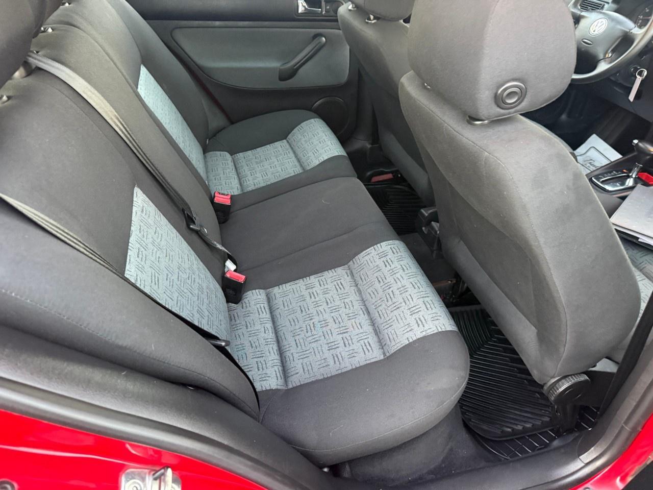 2007 Volkswagen Golf City 4dr HB Auto 2.0 Photo
