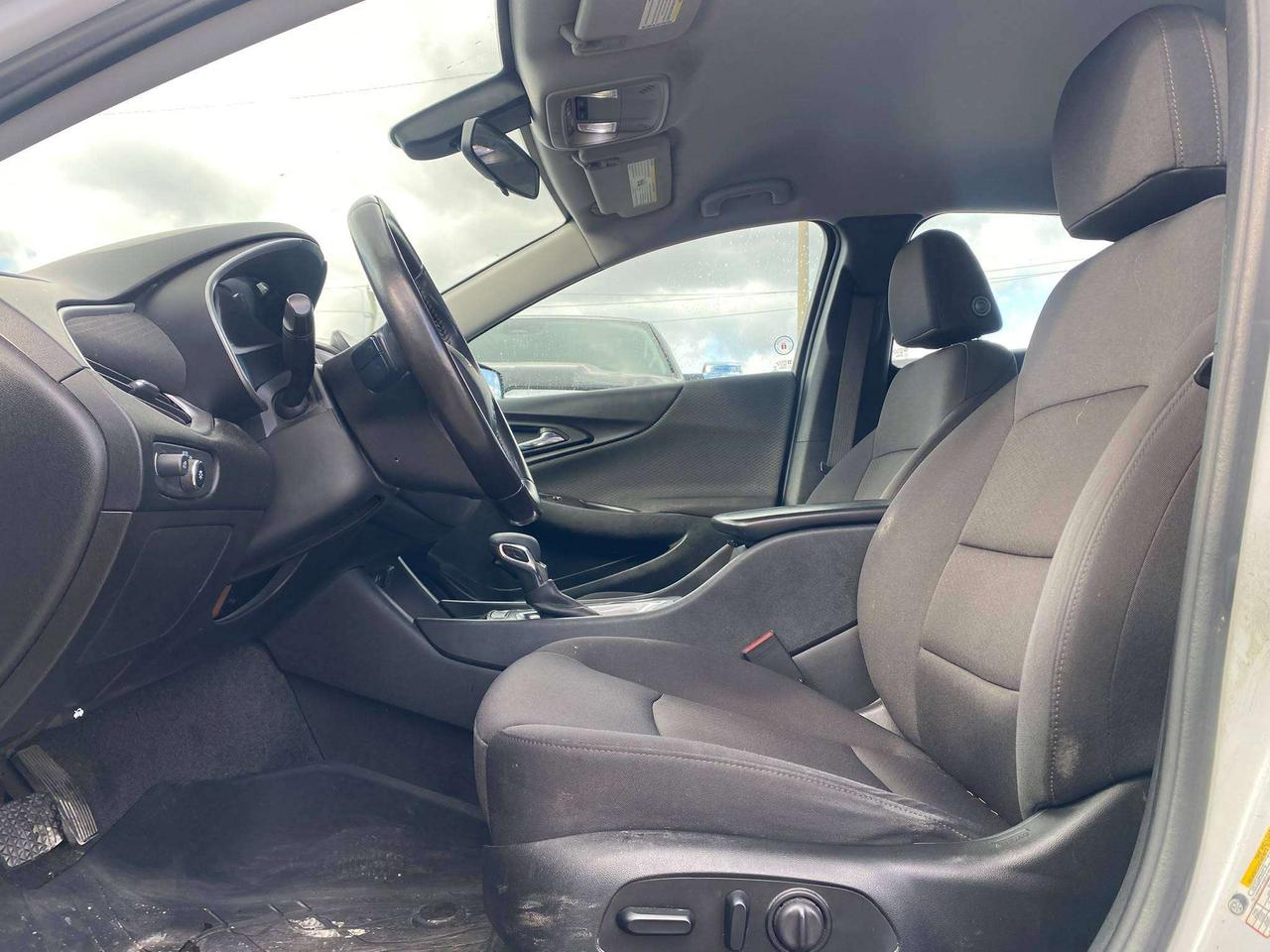 2021 Chevrolet Malibu RS ~Power Seat ~Carplay ~Backup Camera ~Bluetooth Photo
