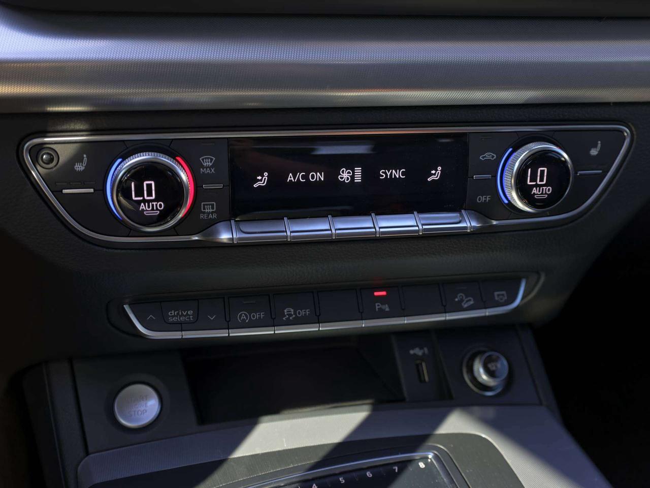 2020 Audi Q5 Progressiv AWD   Navi   Pano Roof   Memory Seat Photo