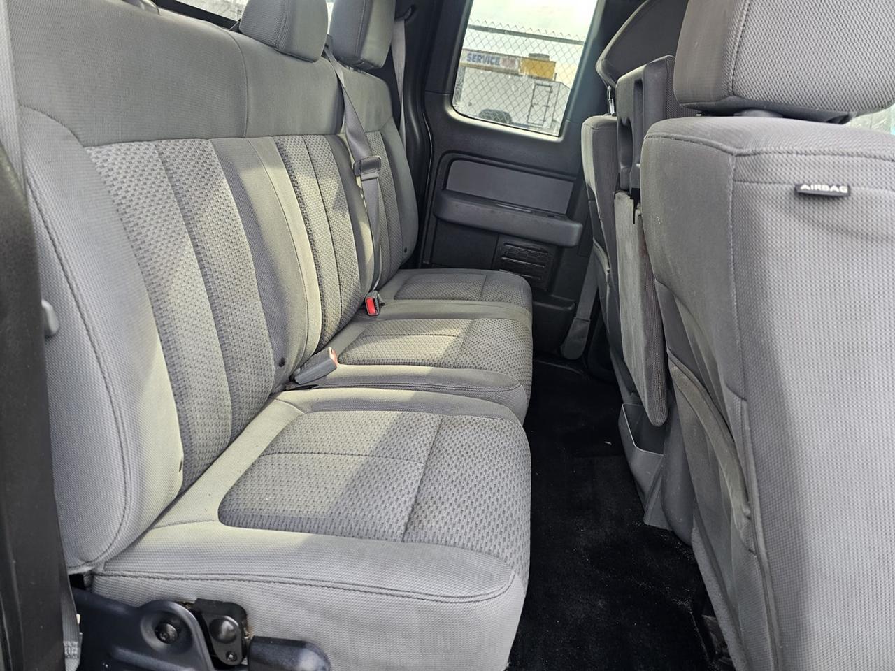 2014 Ford F-150 XLT Photo5