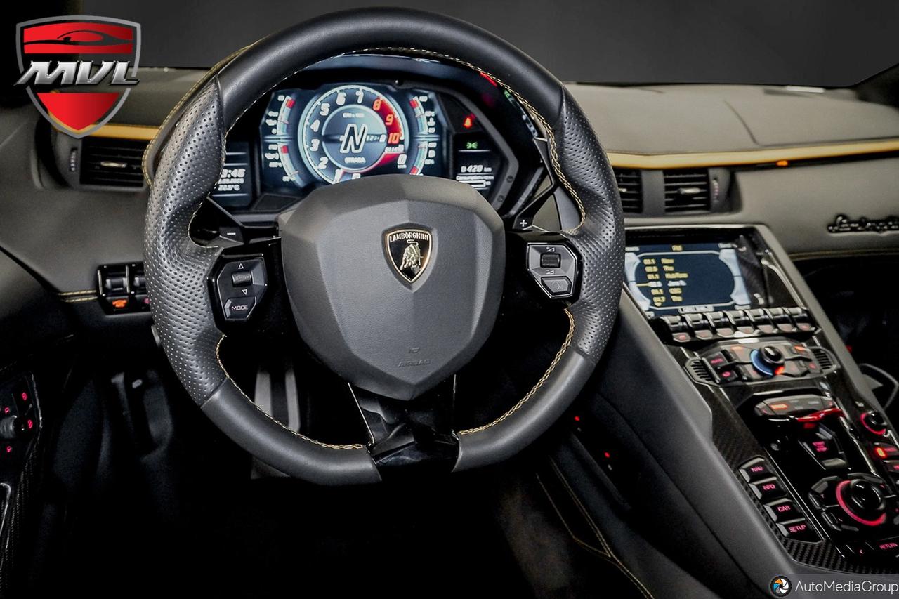 2020 Lamborghini Aventador  Photo
