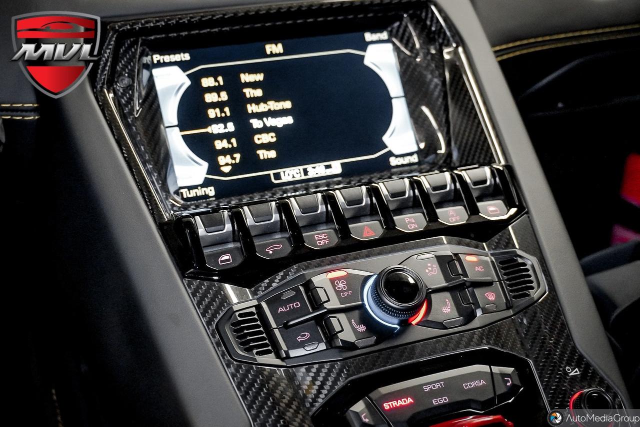 2020 Lamborghini Aventador  Photo