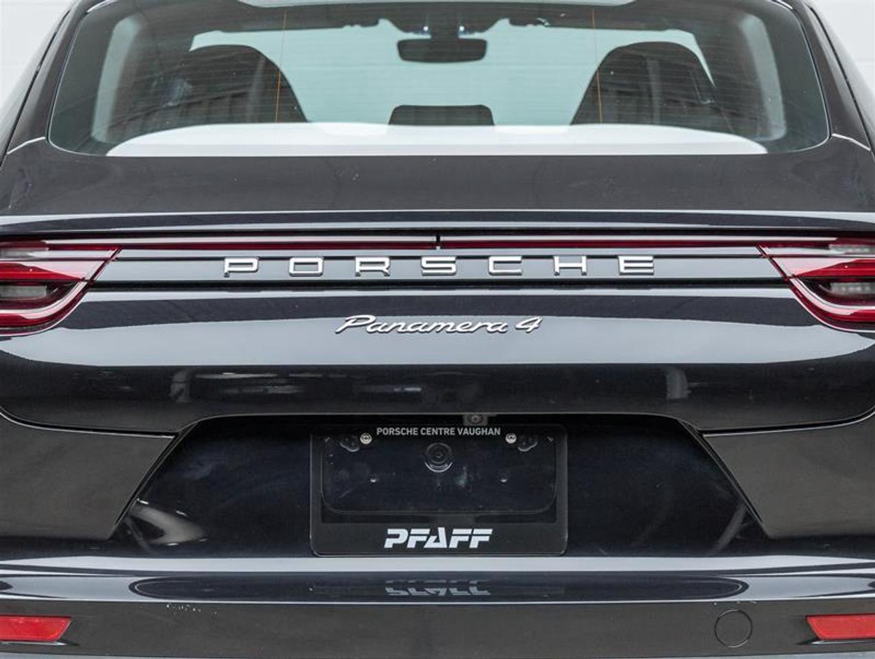 2020 Porsche Panamera  Photo