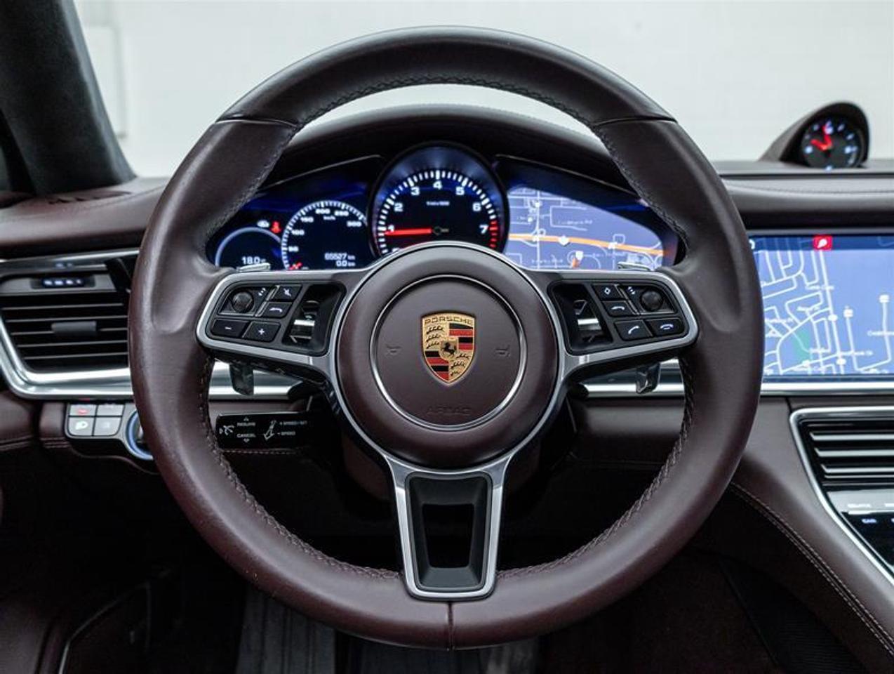 2020 Porsche Panamera  Photo