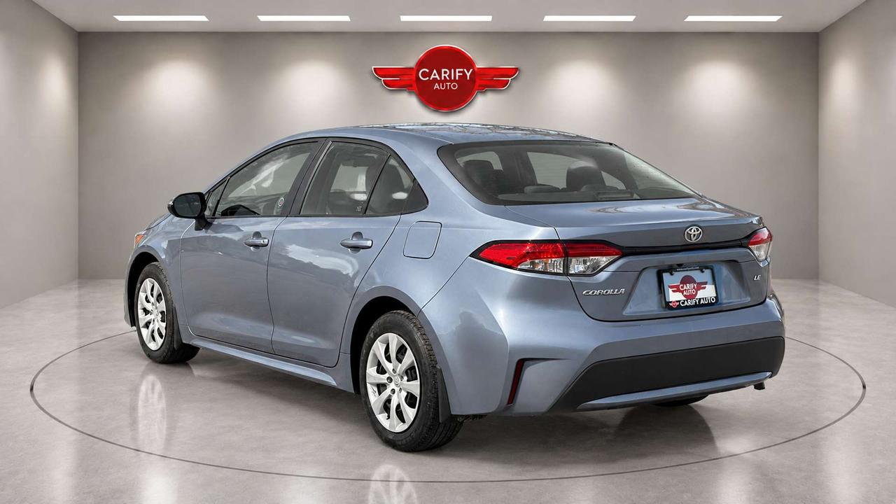 2020 Toyota Corolla LE   Certified   No Accident   LOW KM Photo