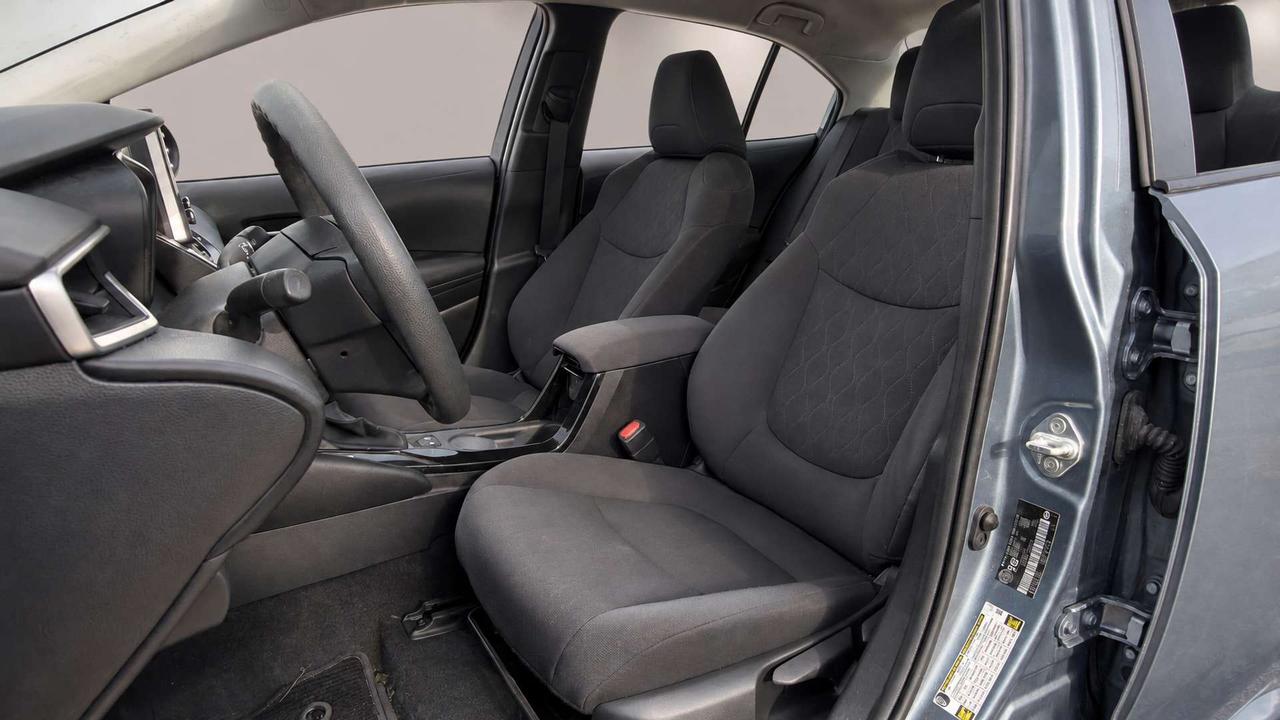 2020 Toyota Corolla LE   Certified   No Accident   LOW KM Photo