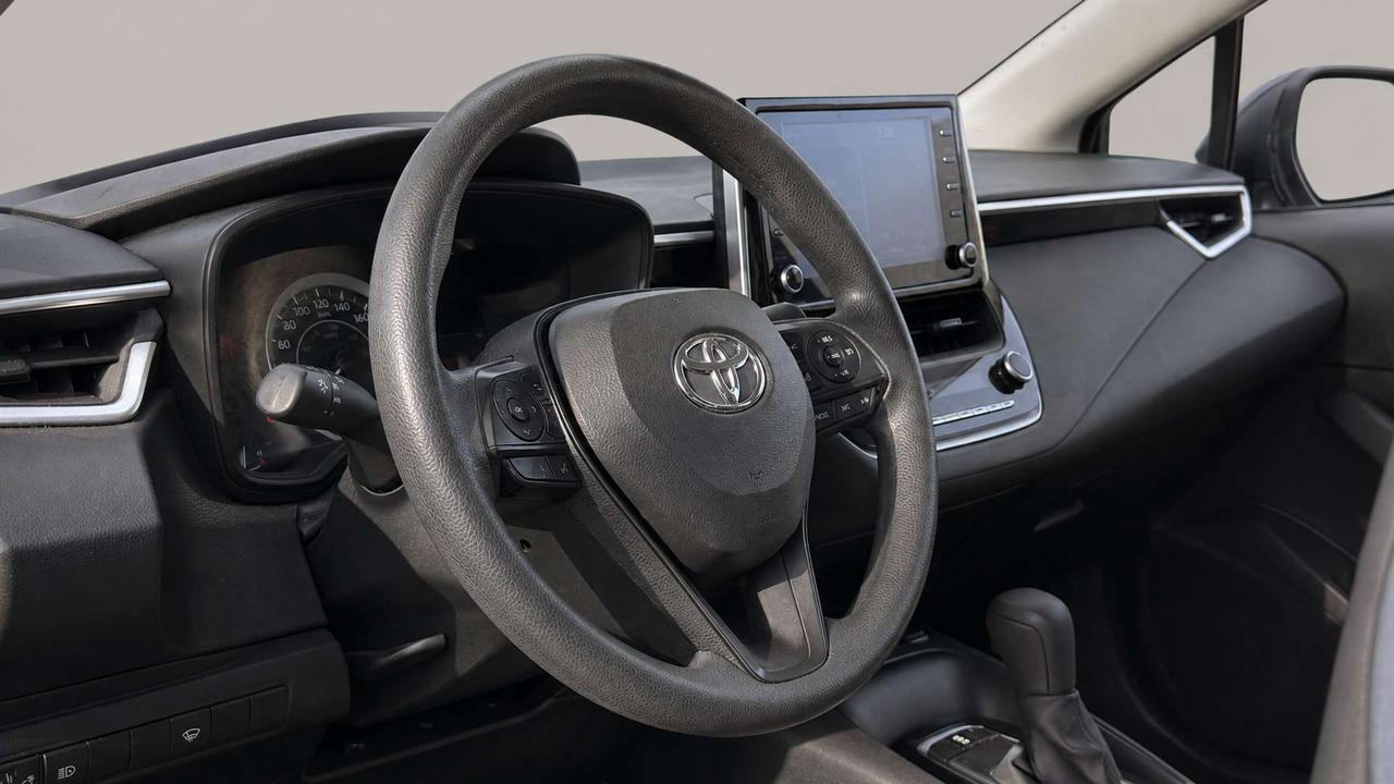 2020 Toyota Corolla LE   Certified   No Accident   LOW KM Photo