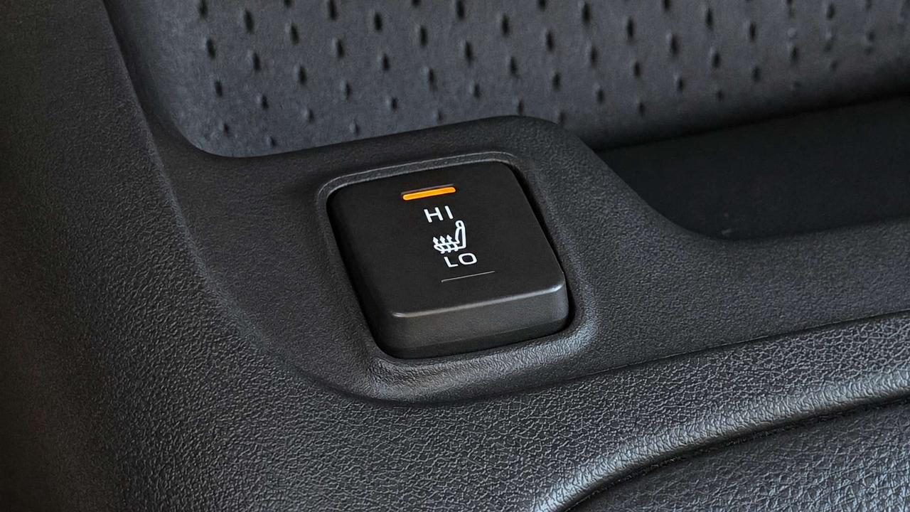 2020 Toyota Corolla LE   Certified   No Accident   LOW KM Photo