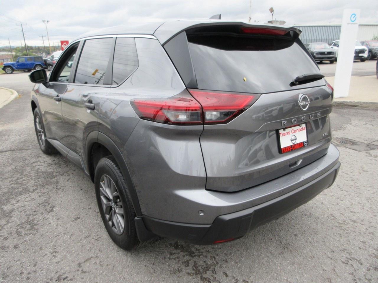 2024 Nissan Rogue AWD S Photo