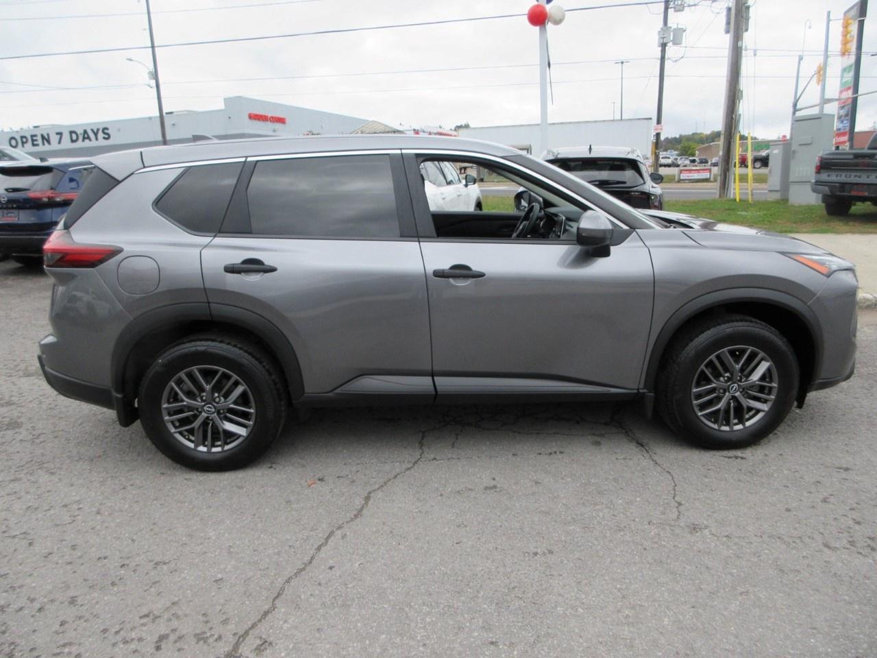 2024 Nissan Rogue AWD S Photo