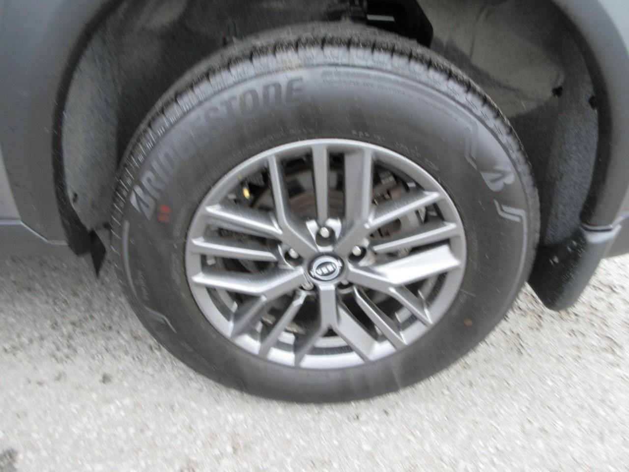 2024 Nissan Rogue AWD S Photo