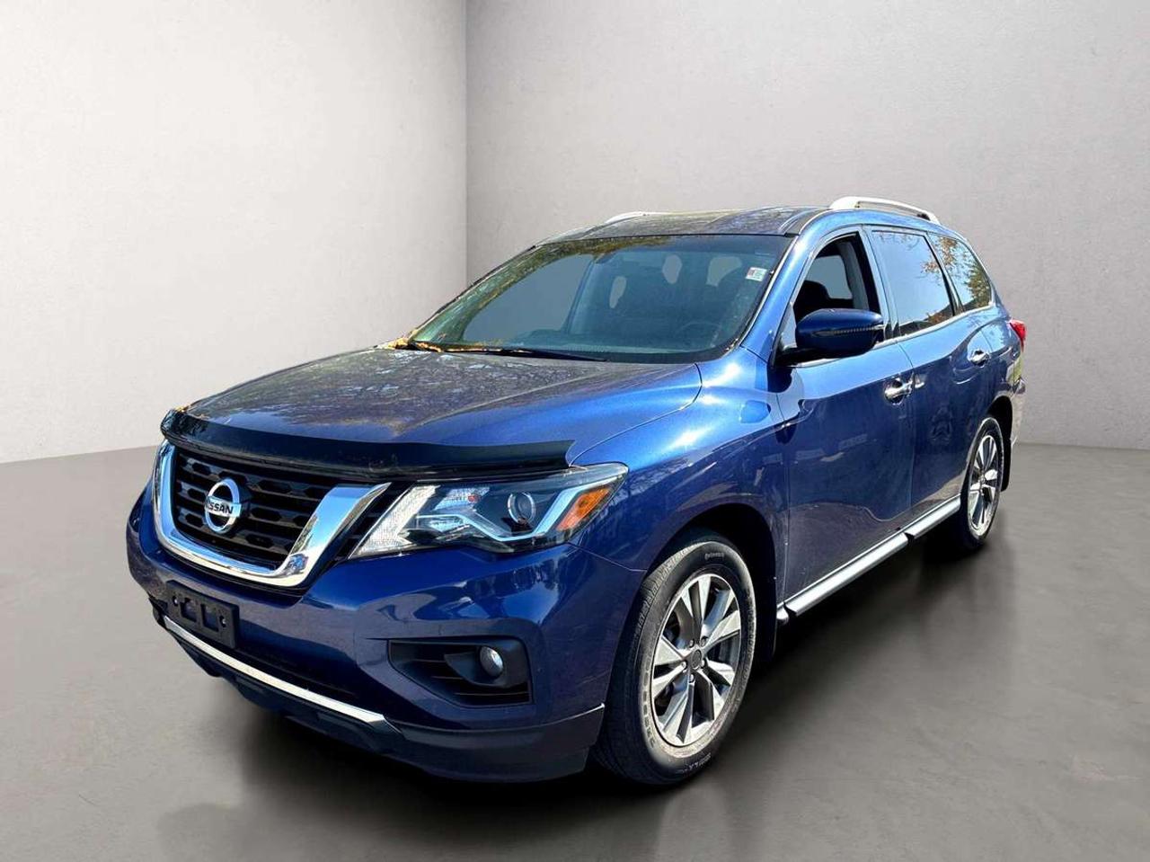 2018 Nissan Pathfinder SV AWD BACK UP CAMERA Photo
