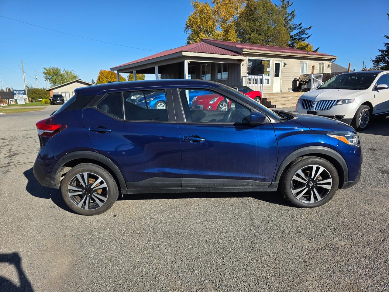 2018 Nissan Kicks SV (CVT) 4dr Front-Wheel Drive Photo