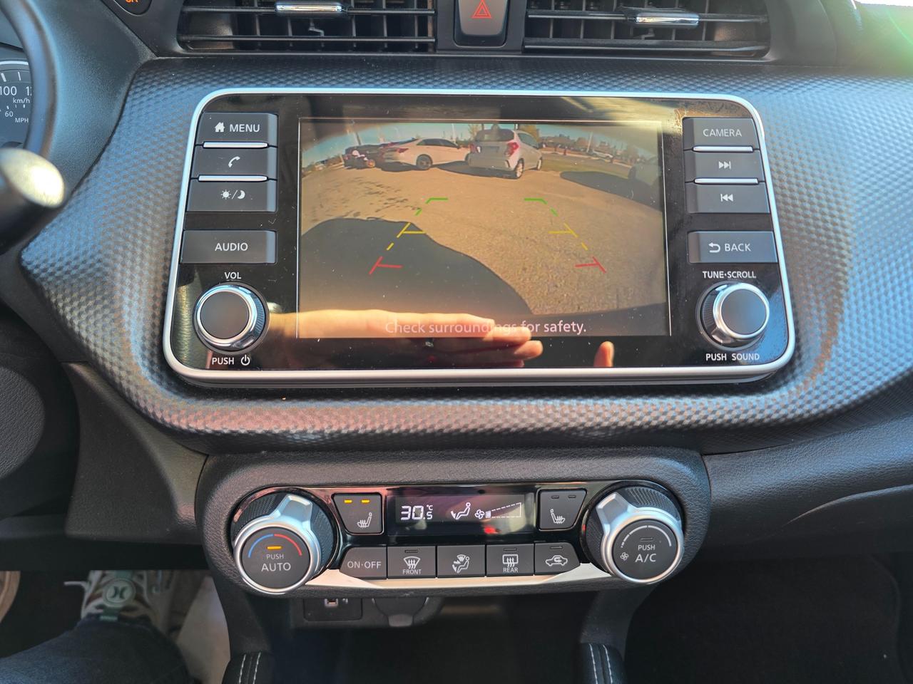 2018 Nissan Kicks SV (CVT) 4dr Front-Wheel Drive Photo