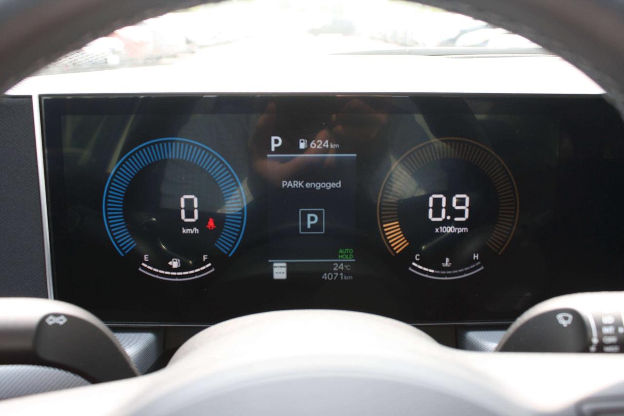 2026 Hyundai Sonata Preferred-Trend / Demo / Winter Tire / Low as 3.49 Photo