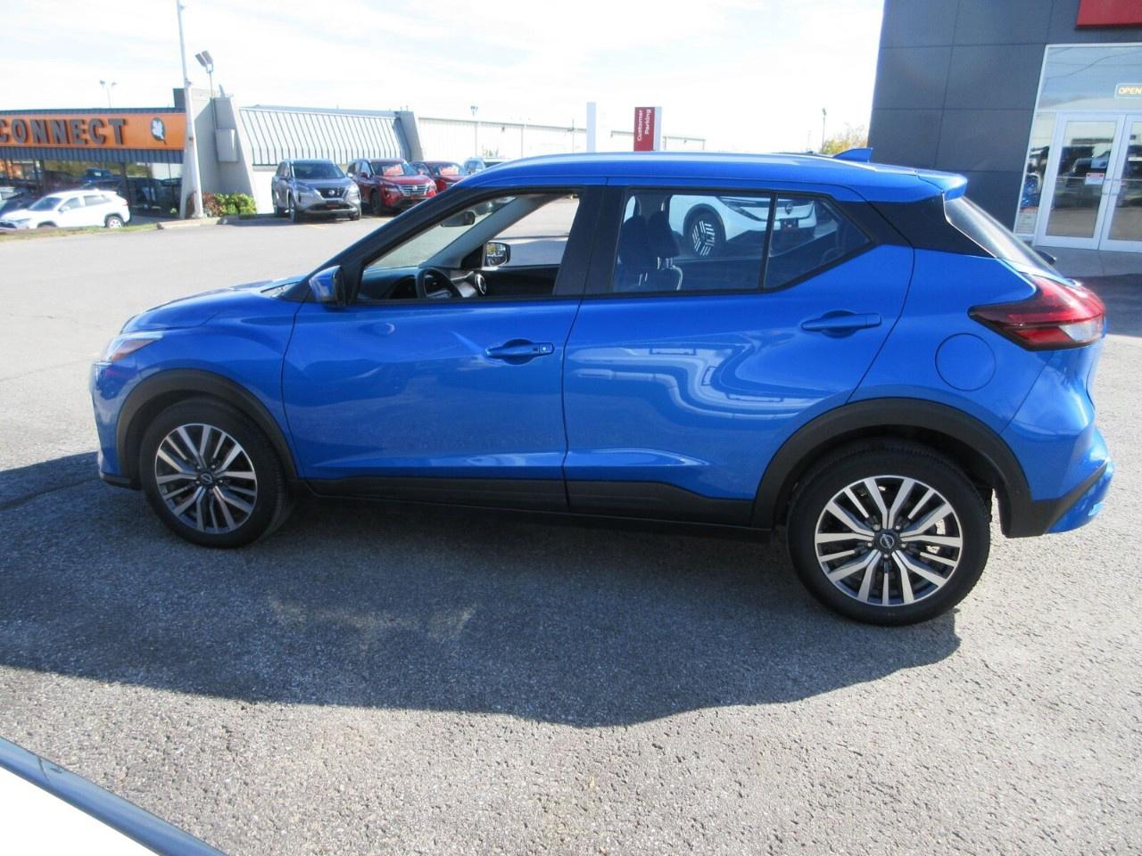 2024 Nissan Kicks SV FWD Photo1