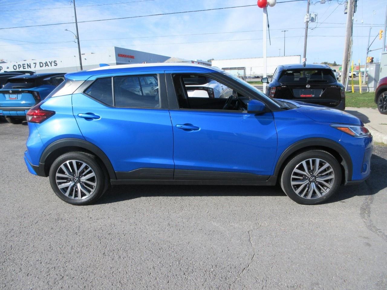 2024 Nissan Kicks SV FWD Photo