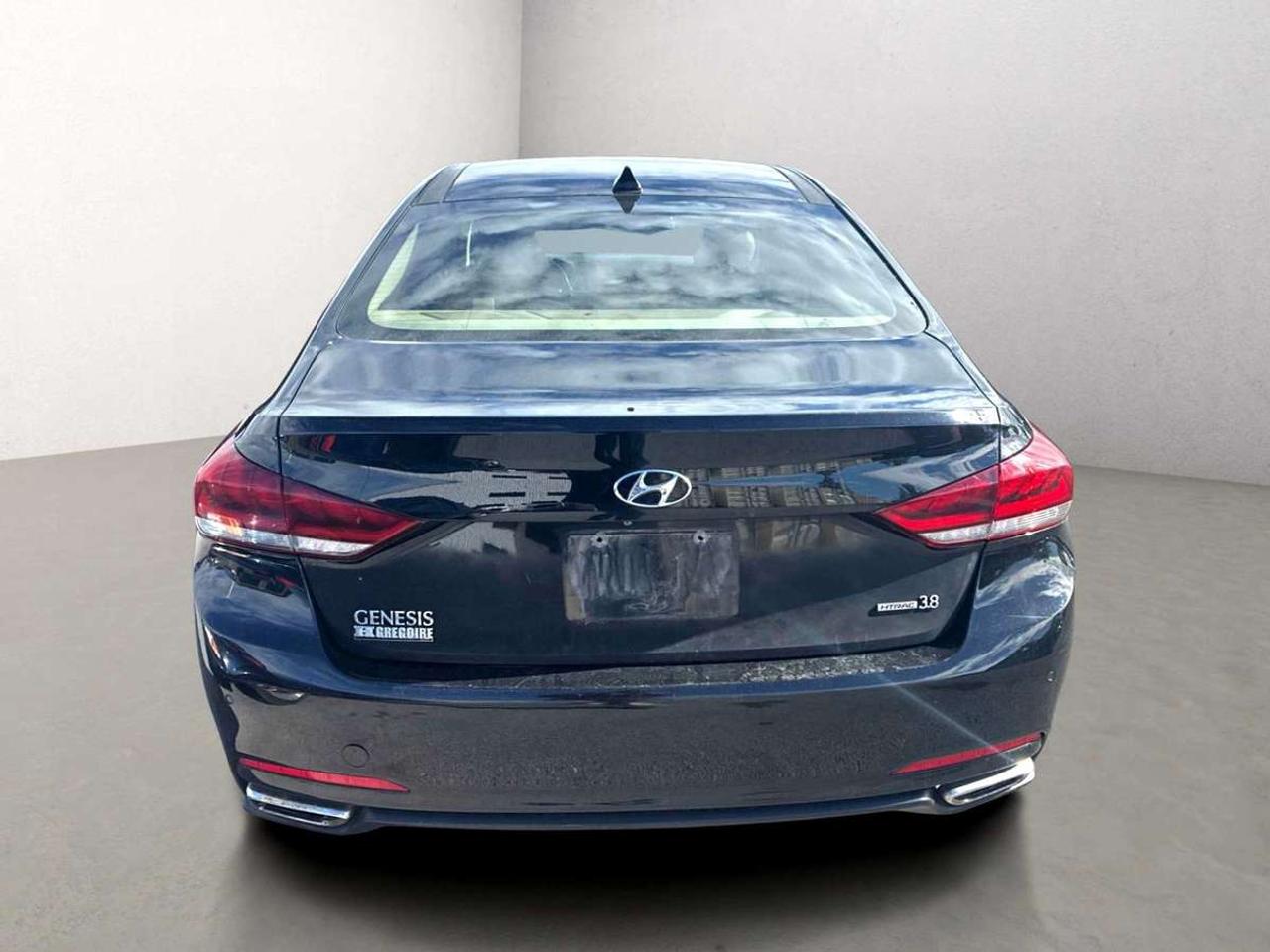 2016 Hyundai Genesis Luxury AWD Navigation Photo