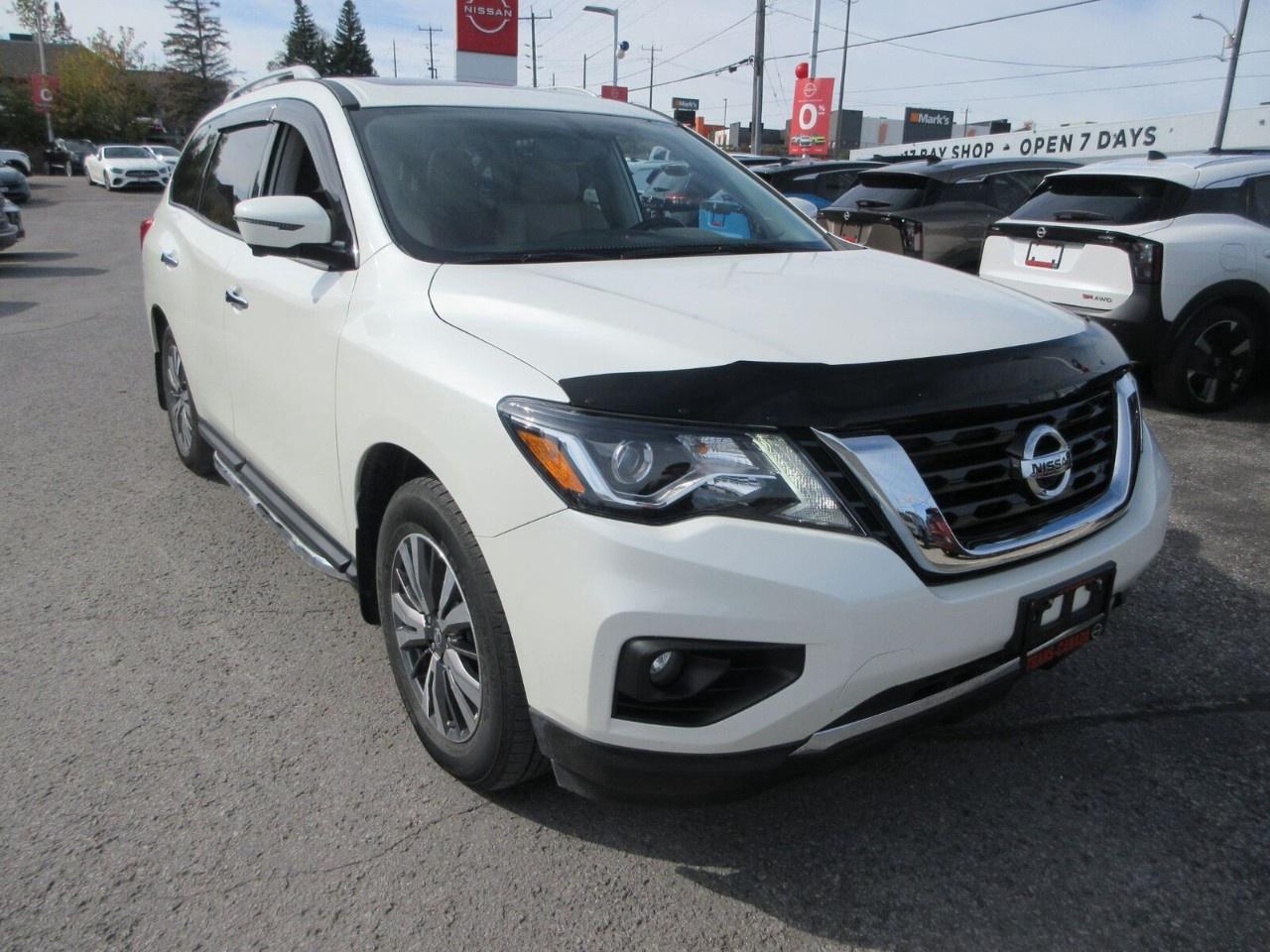 2019 Nissan Pathfinder  Photo