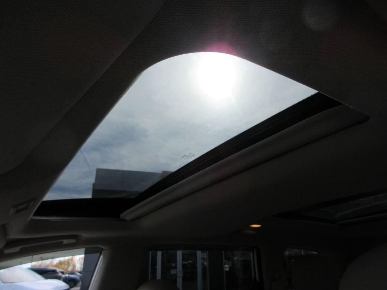 2019 Nissan Pathfinder  Photo