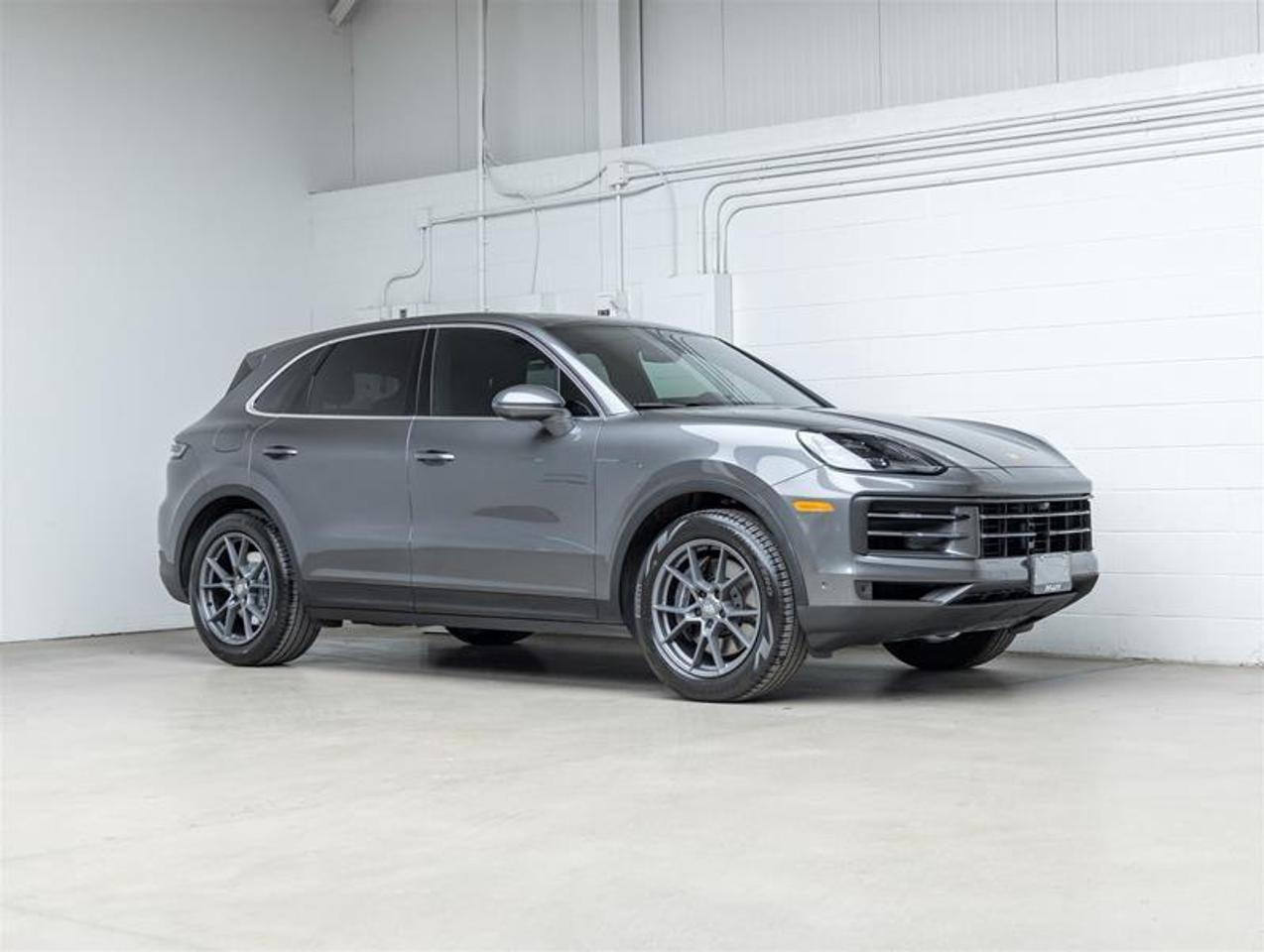 2024 Porsche Cayenne  Photo