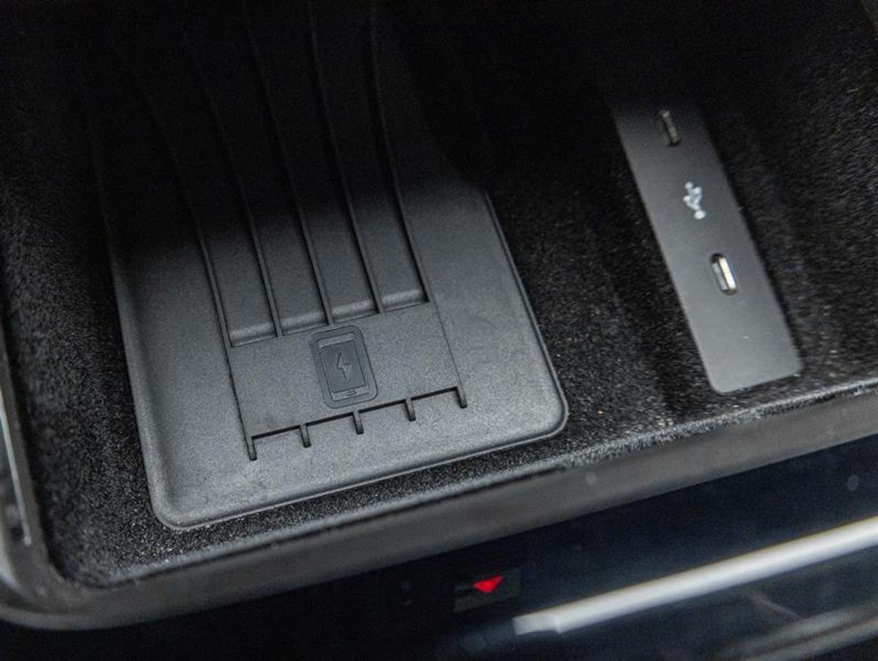 2024 Porsche Cayenne  Photo