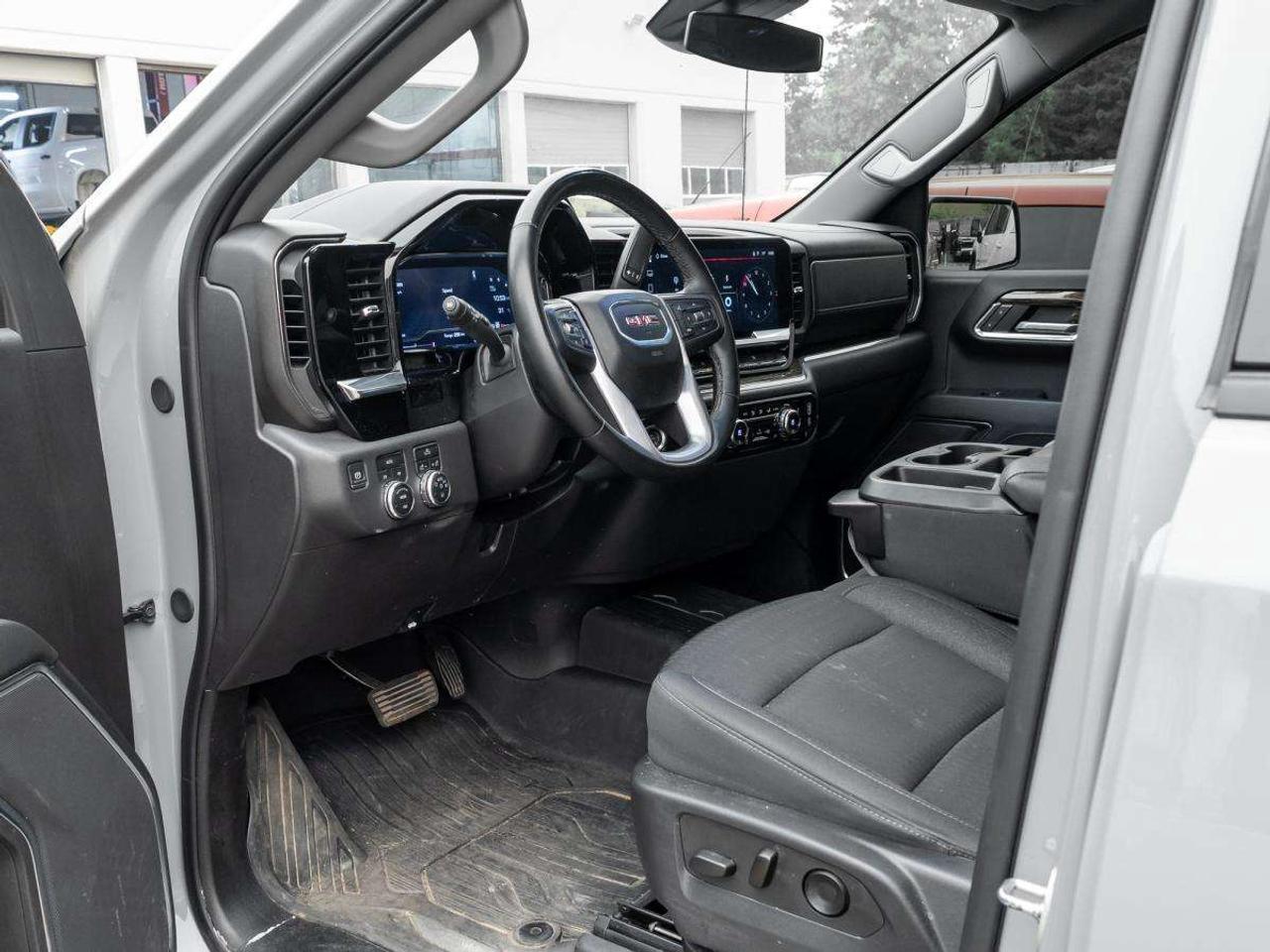 2024 GMC Sierra 1500 Crew Cab Short Box 4-Wheel Drive Elevation Photo