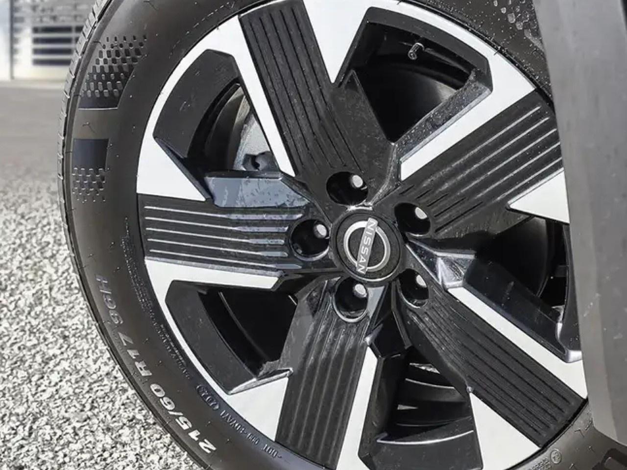 2026 Nissan Kicks SV AWD Photo3