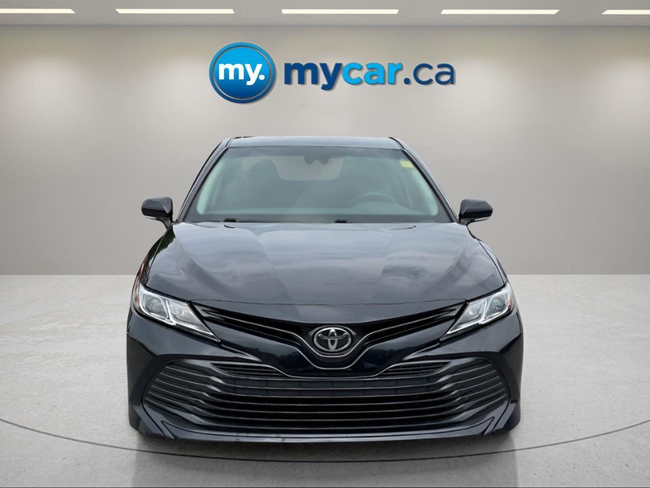 2020 Toyota Camry LE 4dr All-Wheel Drive Sedan Photo1