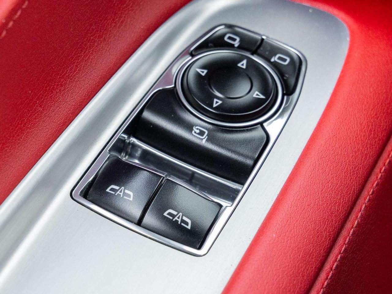 2020 Chevrolet Corvette StingRay Coupe 2LT Photo