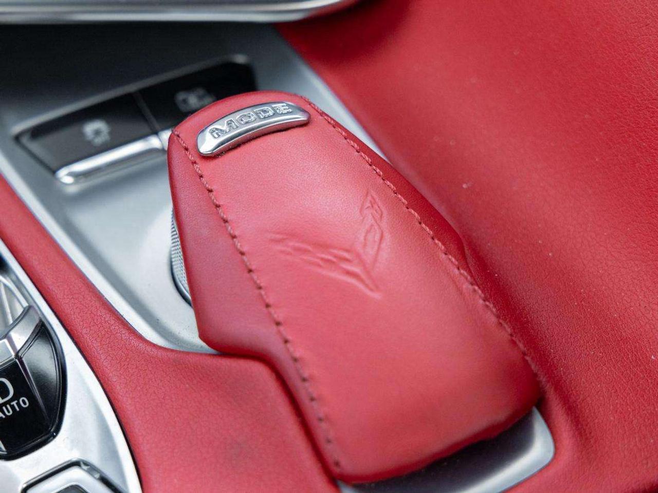 2020 Chevrolet Corvette StingRay Coupe 2LT Photo