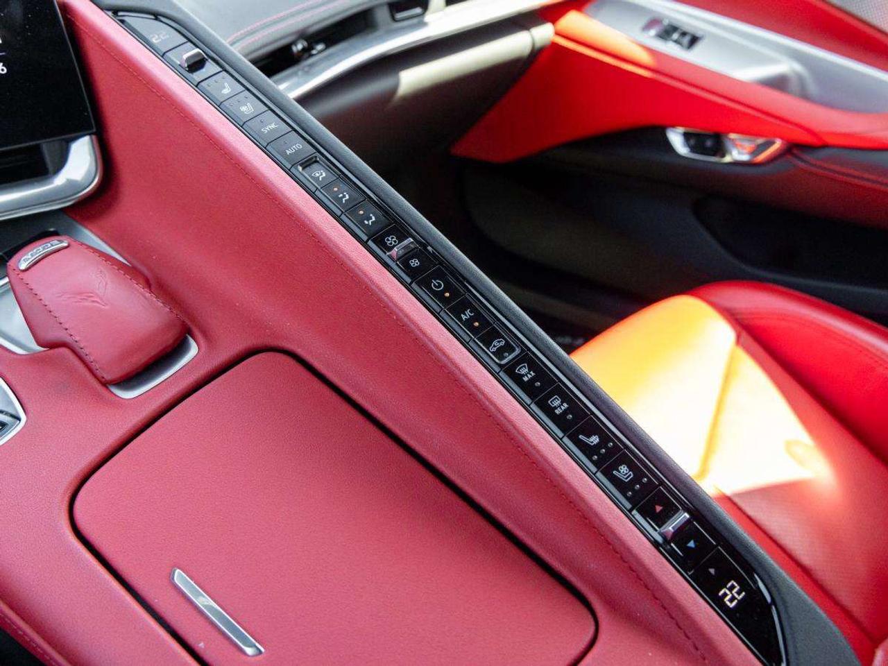 2020 Chevrolet Corvette StingRay Coupe 2LT Photo