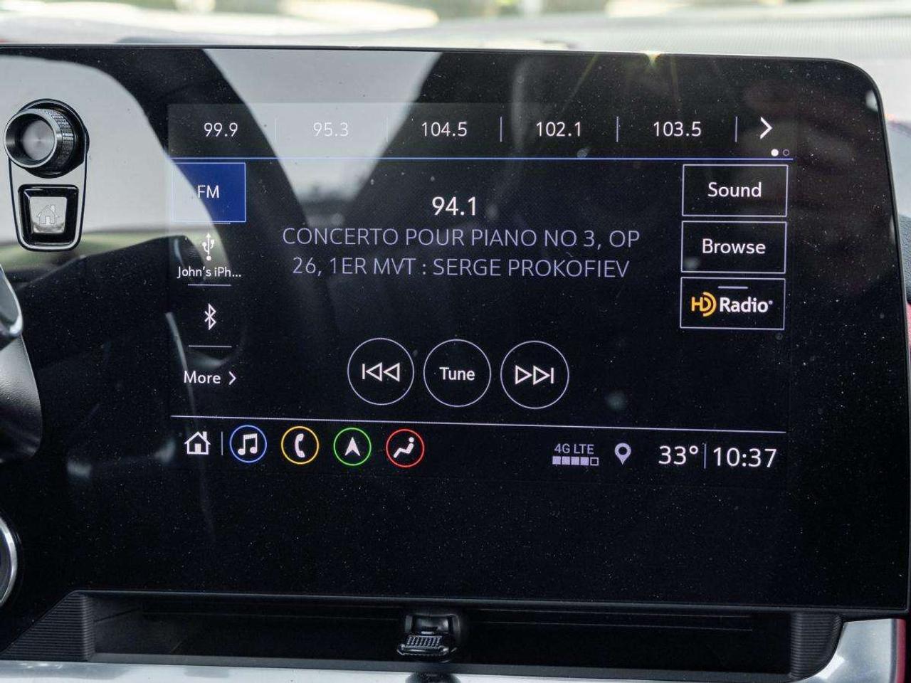 2020 Chevrolet Corvette StingRay Coupe 2LT Photo