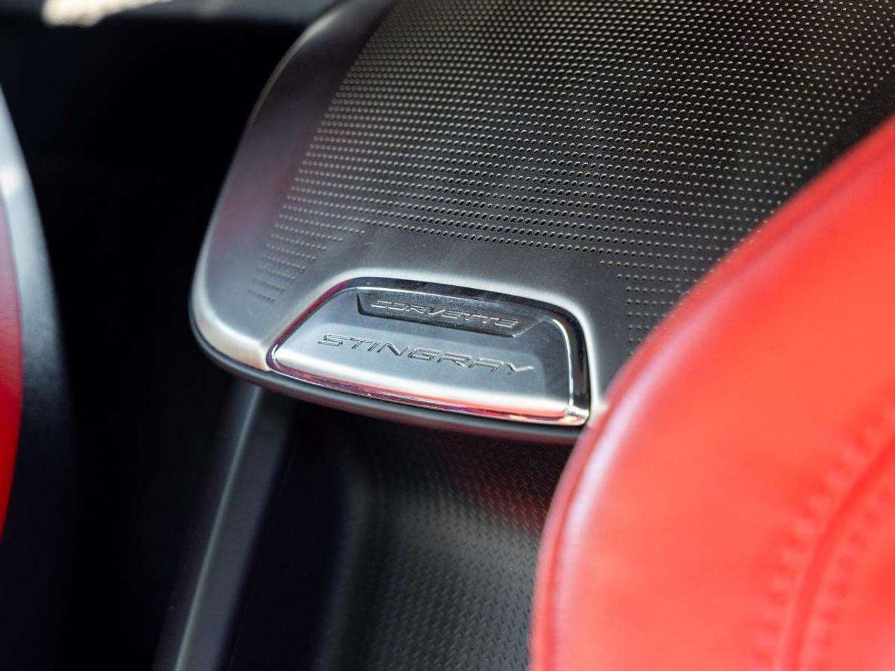 2020 Chevrolet Corvette StingRay Coupe 2LT Photo