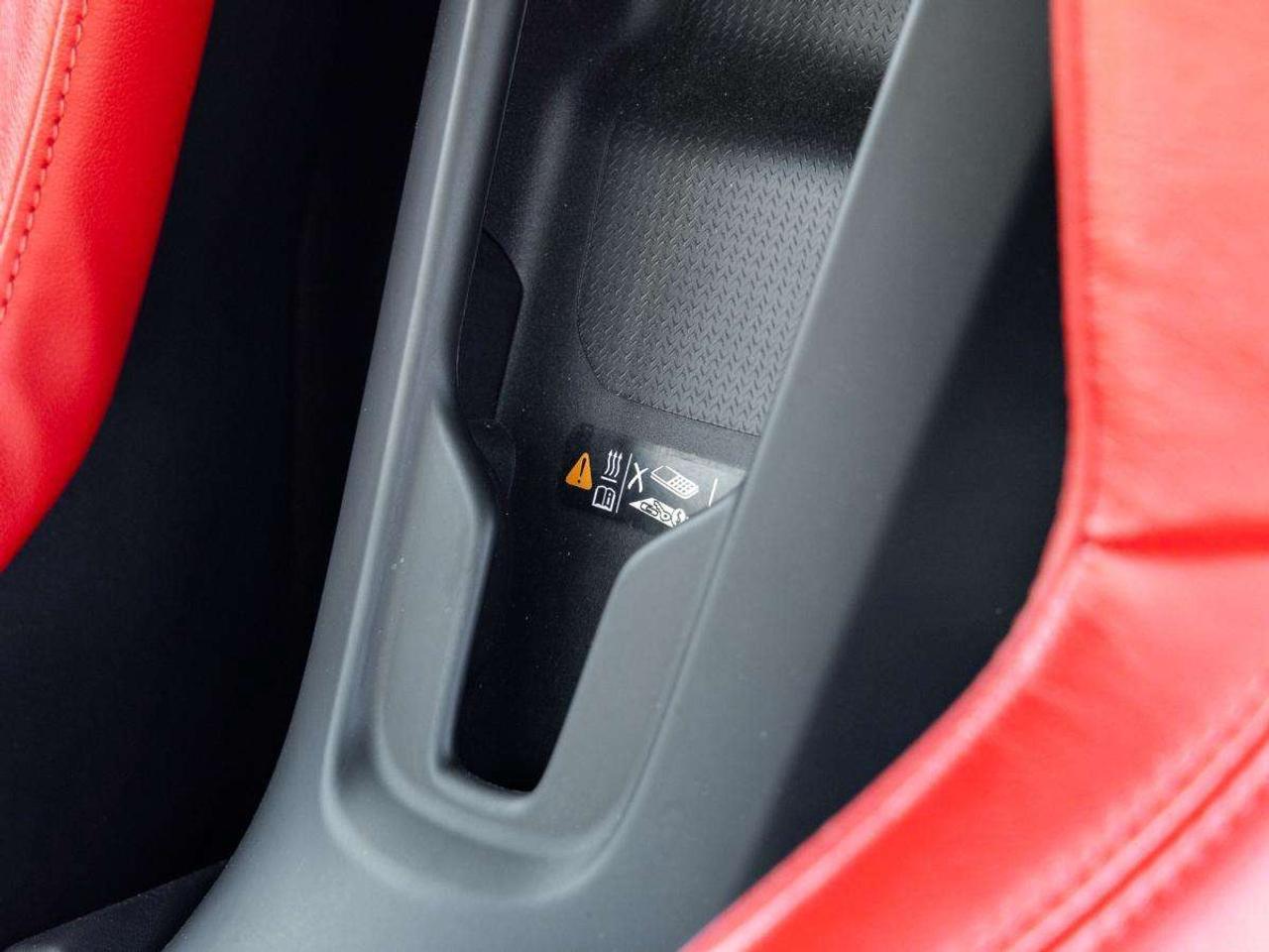 2020 Chevrolet Corvette StingRay Coupe 2LT Photo