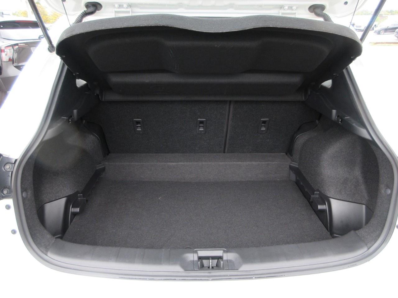 2023 Nissan Qashqai AWD S CVT Photo4
