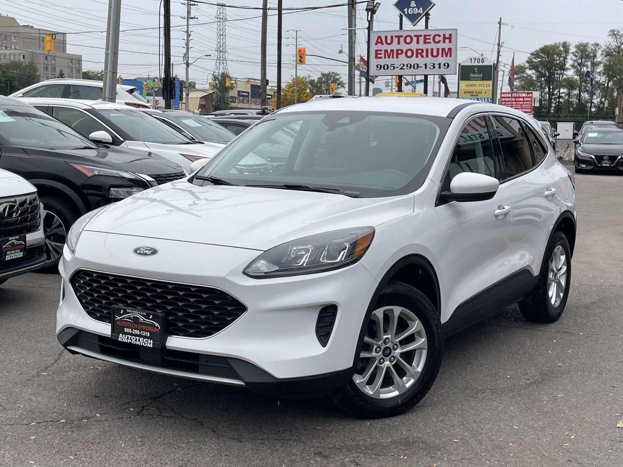 2021 Ford Escape SE AWD   Heated Seats   Blind Spot   Lane Departure Photo0