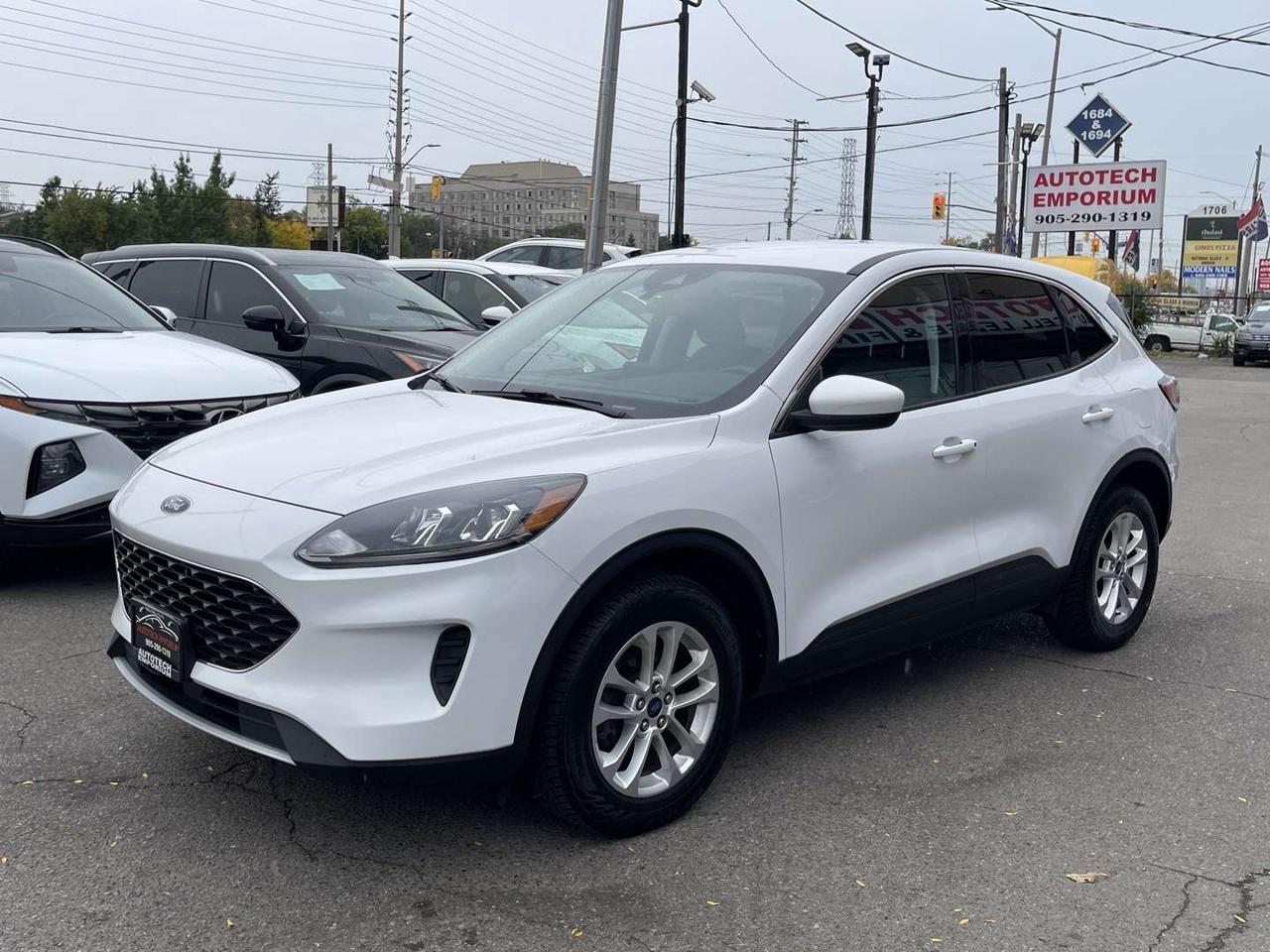 2021 Ford Escape SE AWD   Heated Seats   Blind Spot   Lane Departure Photo