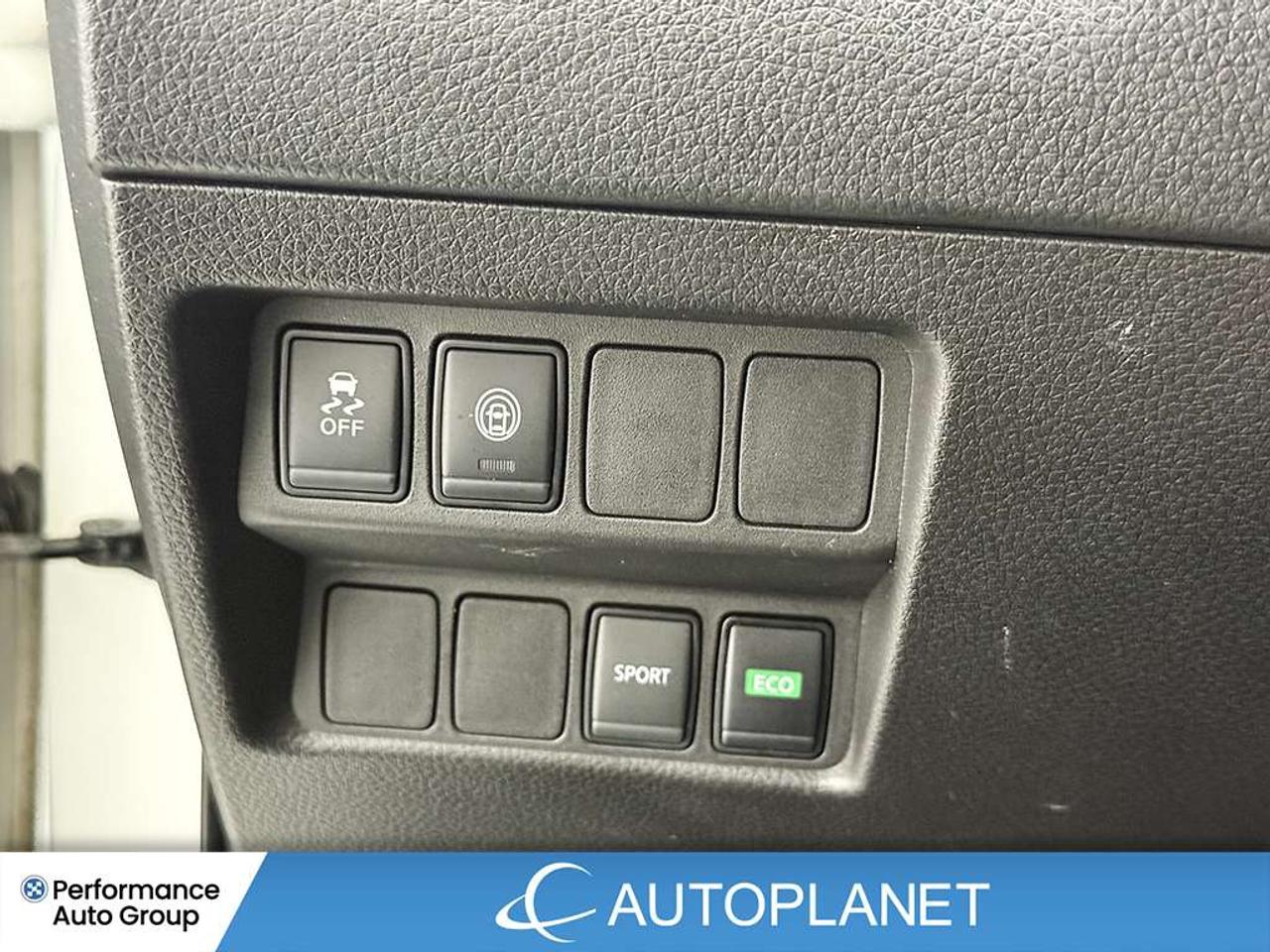 2023 Nissan Qashqai S, Back Up Cam, Heated Seats, Android Auto! Photo