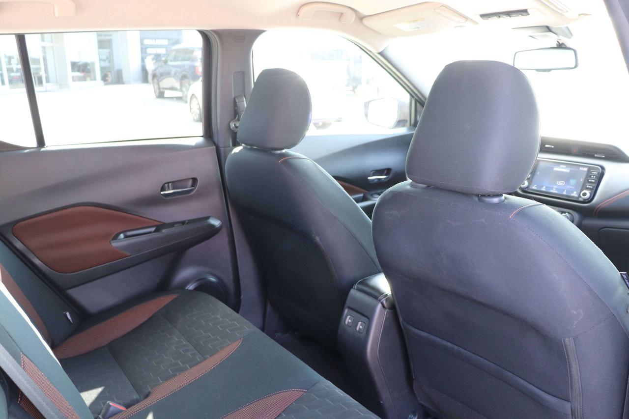 2023 Nissan Kicks ONE OWNER NO ACCIDENTS CARPLAY REMOTESTART Photo