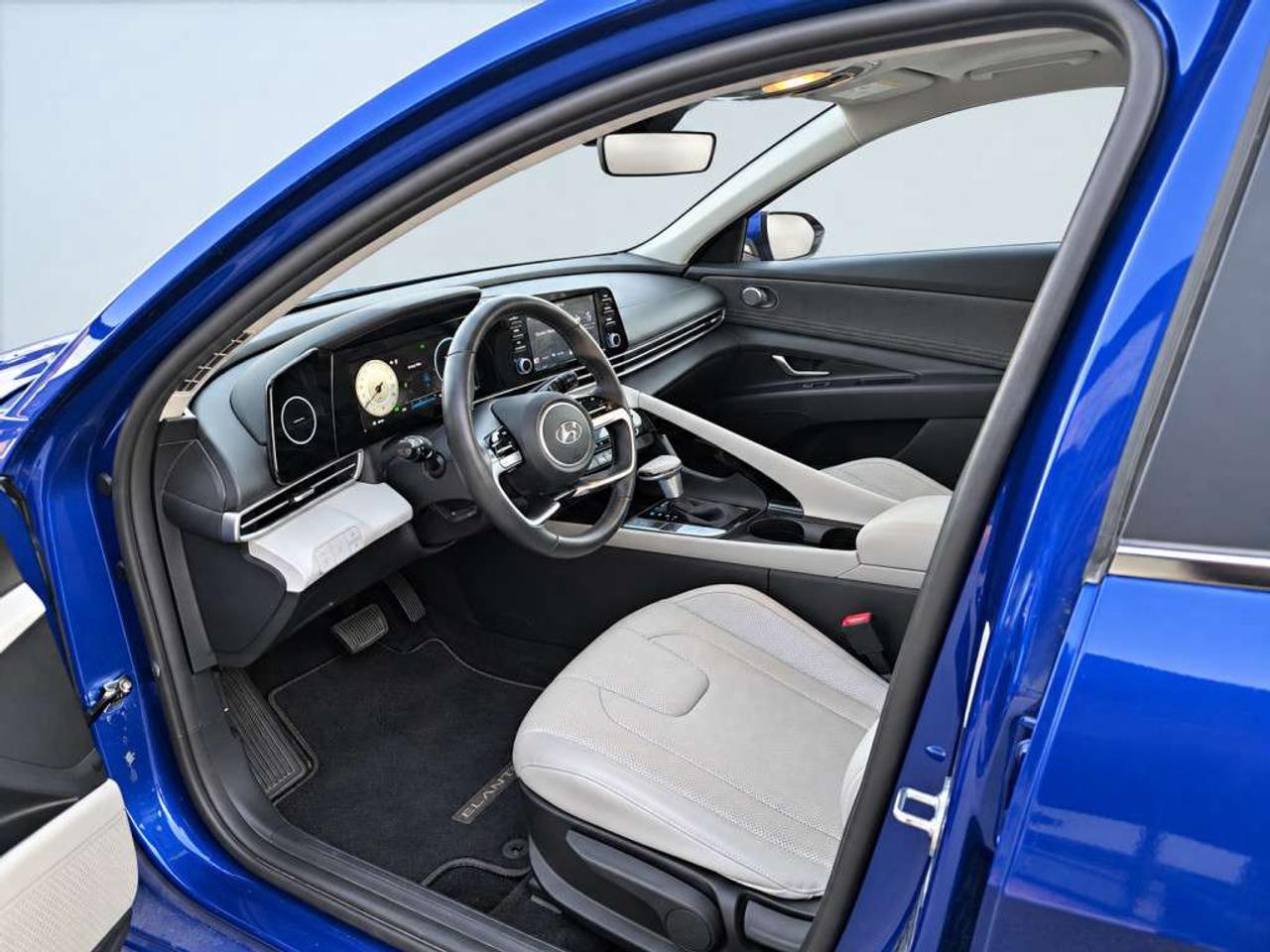 2022 Hyundai Elantra HYBRID ULTIMATE   LEATHER   SUNROOF   NAVI   HEATED SEATS   DIGITAL DASH   BACKUP CAM Photo
