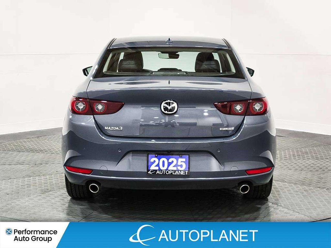 2025 Mazda 3 GT, Heads Up Display, unroof, Bluetooth,New Tires! Photo