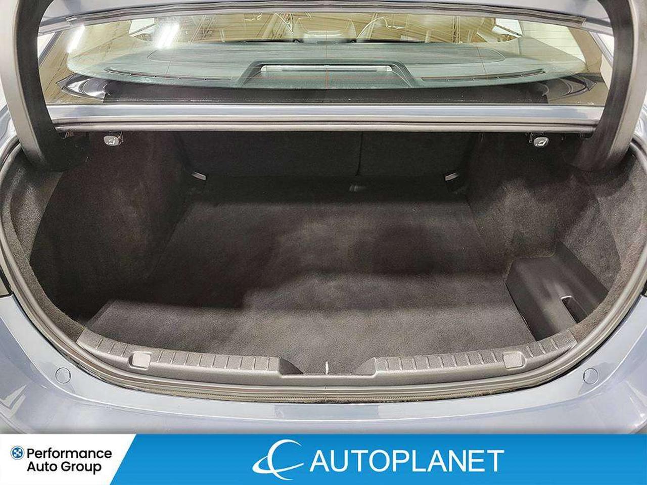 2025 Mazda 3 GT, Heads Up Display, unroof, Bluetooth,New Tires! Photo