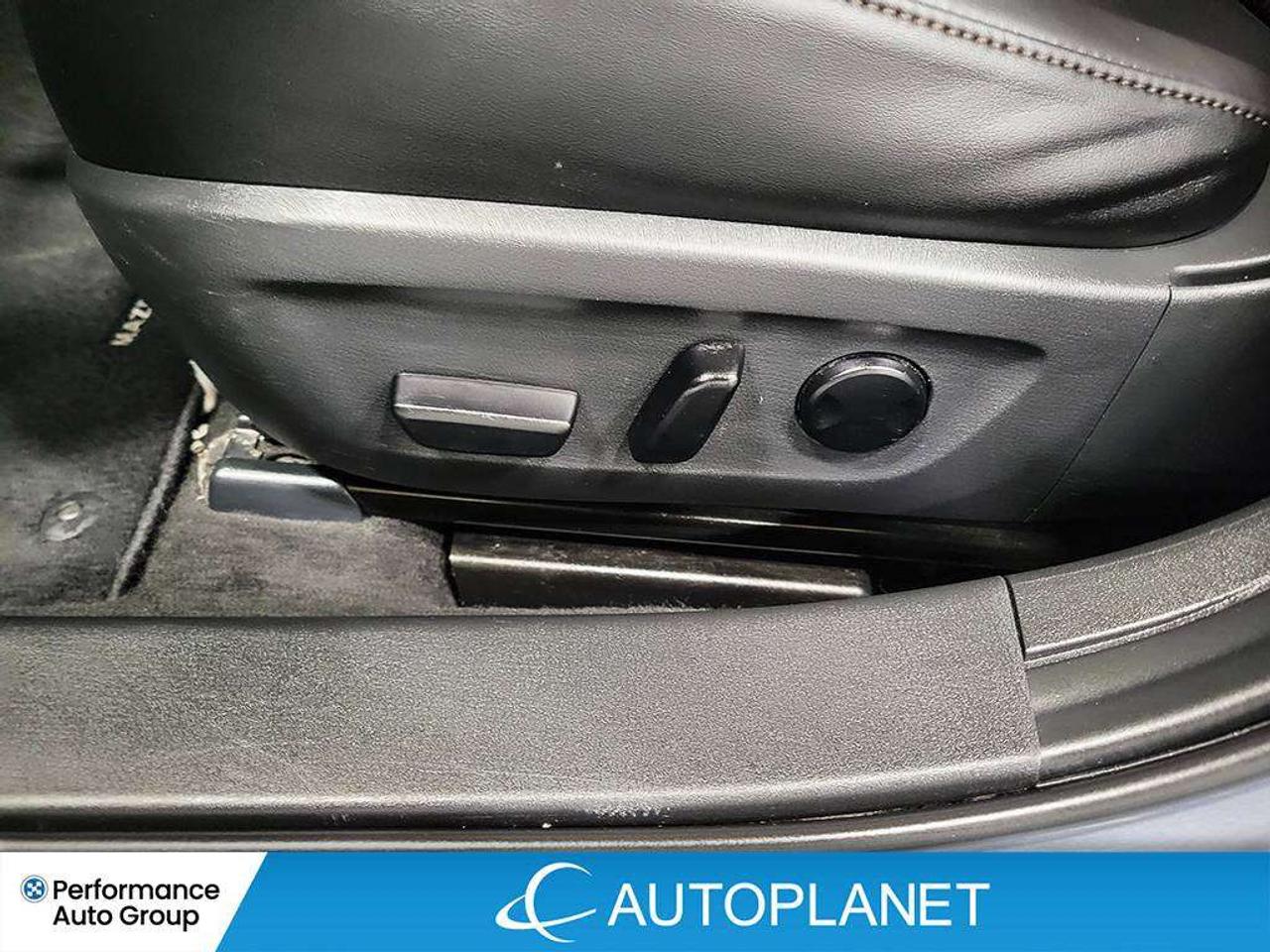 2025 Mazda 3 GT, Heads Up Display, unroof, Bluetooth,New Tires! Photo