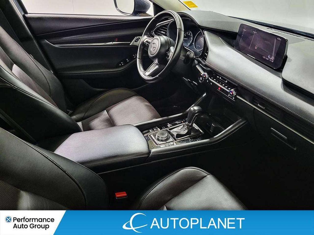 2025 Mazda 3 GT, Heads Up Display, unroof, Bluetooth,New Tires! Photo