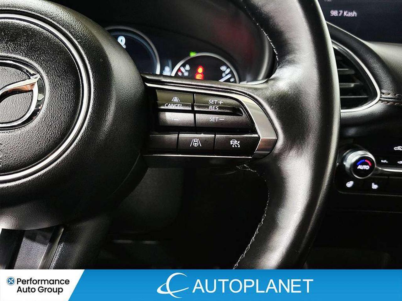 2025 Mazda 3 GT, Heads Up Display, unroof, Bluetooth,New Tires! Photo